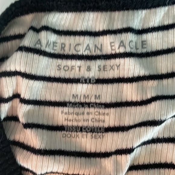 American Eagle Soft & Sexy T-Shirt - Picture 3 of 4